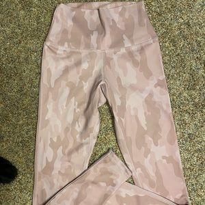 BuffBunny Pink Camo Leggings